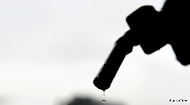 Suudi Arabistan petrol şirketi Aramco'nun kârı yüzde 44 düştü