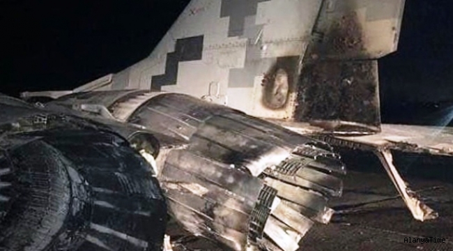 Ukrayna'da alkollü subay, aracıyla savaş uçağına çarptı
