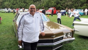 Usta oyuncu Rasim Öztekin hayatını kaybetti