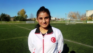 Van depreminden kurtulan Eda Yıldırım, dünya sıralamasında ilk 10'a girdi