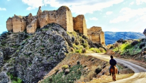 Yıllara meydan okuyan Hurman Kalesi