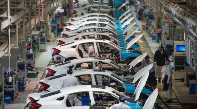 Türkiye'de zam beklentisi otomobile olan talebi artırdı; mart ayında satışlar yüzde 92 arttı