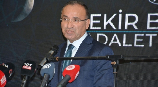 Adalet Bakanı Bekir Bozdağ: "Türk yargısına şaibeli diyenler Türk yargısına iftira atanlardır"