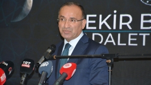 Adalet Bakanı Bekir Bozdağ: "Türk yargısına şaibeli diyenler Türk yargısına iftira atanlardır"