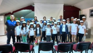 Alanya İlçe Emniyet Müdürlüğü ve Alanya Milli Eğitim Müdürlüğü'den "Ailemin Trafik Polisiyim" projesi