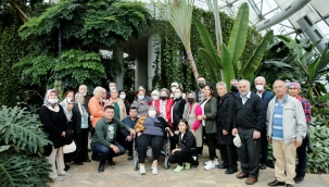 Büyükşehir Dünya Parkinson Günü'nü unutmadı  Parkinson hastaları için Expo gezisi düzenlendi