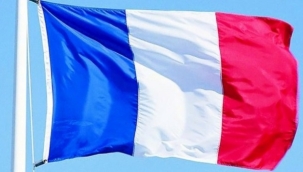 Fransa, 35 Rus diplomatı istenmeyen kişi ilan etti