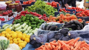 Pazarda fiyatlar cep yakıyor