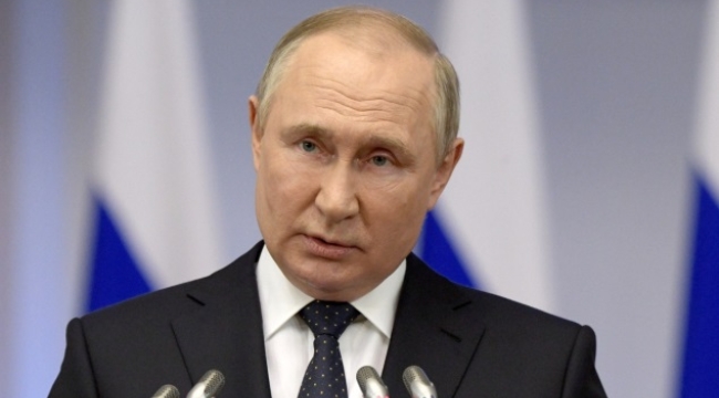 Putin: "Dışarıdan biri Ukrayna'ya müdahale etmeye çalışırsa, yanıtımız yıldırım hızında olacaktır"