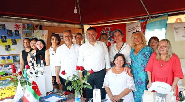 20. ALANYA ULUSLARARASI TURİZM VE SANAT FESTİVALİNDE STANTLARA YOĞUN İLGİ