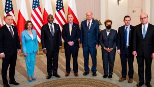 ABD Temsilciler Meclisi Başkanı Pelosi, Polonya Devlet Başkanı Duda ile görüştü