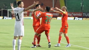 Alanyaspor'dan 3 gollü galibiyet
