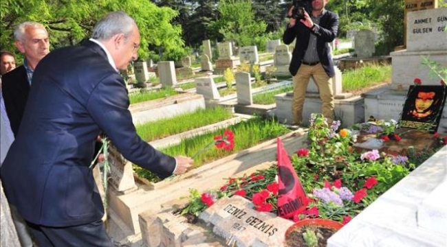 CHP lideri Kılıçdaroğlu, Deniz Gezmiş ve arkadaşlarını andı