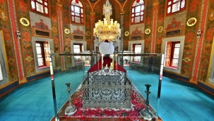 Fatih Sultan Mehmet Han kabri başında anıldı