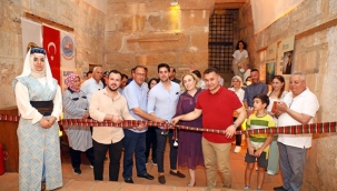 "SAKLI BAHÇE" RESİM SERGİSİ AÇILDI