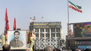 Suikast sonucu öldürülen İranlı Albay için cenaze merasimi düzenlendi