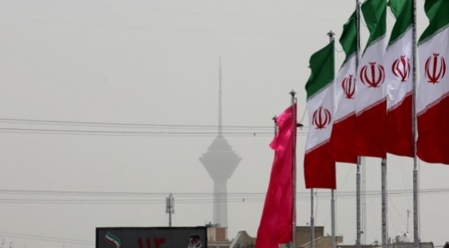 Tahran'da hava kirliliği nedeniyle okullar tatil edildi