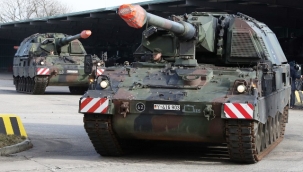 Ukraynalı askerler Almanya'da obüs eğitimine başladı