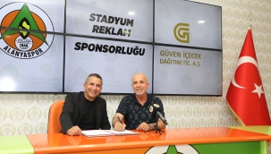 Alanyaspor ile sözleşme yeniledi