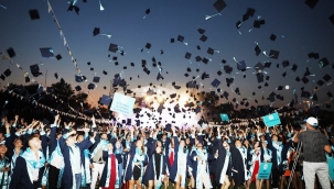 ALKÜ'DE UNUTULMAZ MEZUNİYET TÖRENİ