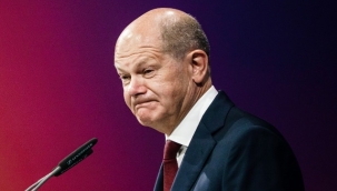 Almanya Başbakanı Scholz: "Birlikte hareket ederek kırılan tedarik zincirlerini yeniden oluşturmalıyız"