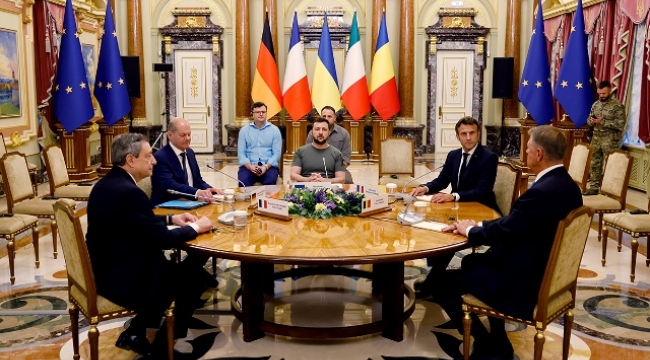 Almanya Başbakanı Scholz: 'Rus saldırganlığını ve yaşattığı vahşeti kınıyoruz'