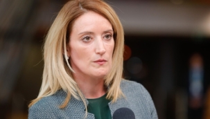 AP Başkanı Metsola, Rus lobicilerin Avrupa Parlamentosuna girişini yasakladı