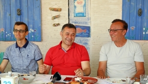 BAŞKAN YÜCEL BALIKÇILAR KOOPERATİFİ ÜYELERİ İLE BİR ARAYA GELDİ