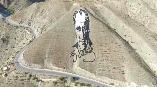 Dünyanın en büyük Atatürk portresi Erzincan'da: 600 ton taşla yapıldı, uzaydan görülebiliyor