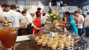 Filipin lezzetleri öğrenci ve diplomatları bir araya getirdi