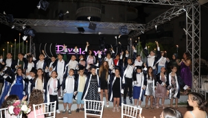 Kemal Şuberi İlkokulu 4-B Sınıfı'nda mezuniyet coşkusu