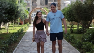 Kimlikle giriş yapan ilk Norveçli turistin tercihi Alanya oldu