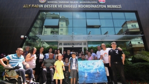 RESSAM CAN EMRE DAĞ ÖĞRENCİLERLE 'MELEKLERİN RUHU'NU RESMETTİ