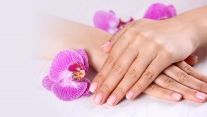 Yumuşacık eller ve güçlü tırnaklar için bakım kürleri