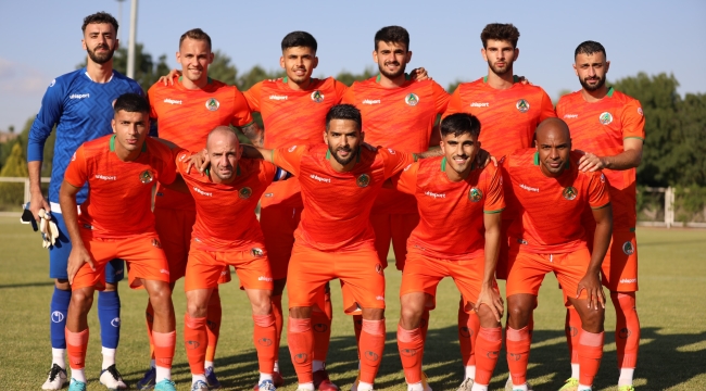 Alanyaspor hazırlık maçında Kayserispor'a yenildi