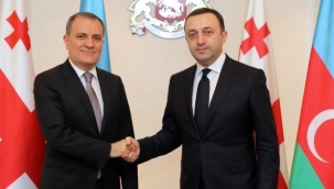Azerbaycan Dışişleri Bakanı Bayramov, Gürcistan Başbakanı Garibaşvili ile görüştü