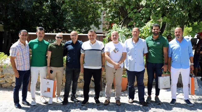 BAŞKAN YÜCEL'DEN TURİZM ZİRVESİ "ALANYA'NIN AVRUPA'DAN DAHA FAZLA MİSAFİR AĞIRLAMASI İÇİN ÇALIŞIYORUZ"