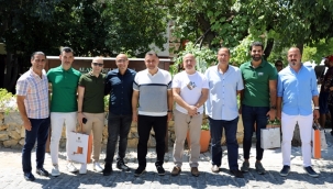 BAŞKAN YÜCEL'DEN TURİZM ZİRVESİ "ALANYA'NIN AVRUPA'DAN DAHA FAZLA MİSAFİR AĞIRLAMASI İÇİN ÇALIŞIYORUZ"