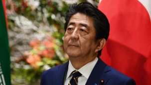 Eski Japonya Başbakanı Abe'nin resmi cenaze töreni krize neden oldu