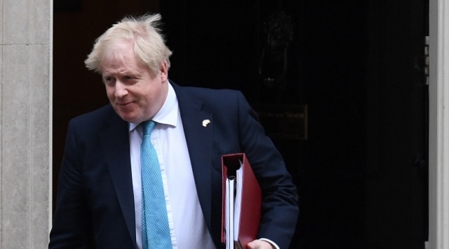 İngiltere Başbakanı Johnson'dan istifalara yanıt "Çok özleneceksiniz"