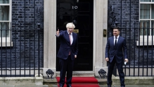 Johnson'dan Zelenskiy'e: "Sen bir kahramansın"