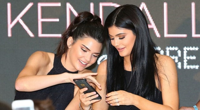 Kim Kardashian ve Kylie Jenner tepkili: Instagram'ı TikTok değil, yeniden Instagram yapın