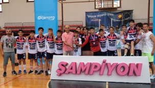 MİNİKLER HENTBOL ŞAMPİYONU KADINLARDA KEPEZ, ERKEKLERDE BOLU