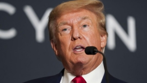 Trump: "ABD'ye kelimenin tam anlamıyla diz çöktürüldü"