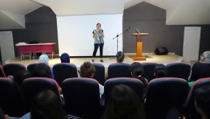 ALANYA BELEDİYESİ'NDEN BATI ALANYA'DA ÖĞRENCİLERE SEMİNER