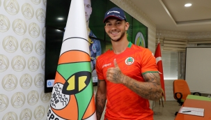 Alanyaspor'a Portekizli sağ bek