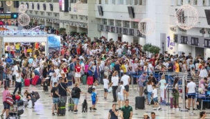 Antalya'ya gelen yabancı turist sayısı 8 milyonu aştı