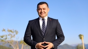 BAŞKAN YÜCEL 30 AĞUSTOS ZAFER BAYRAMI'NI KUTLADI