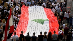 Beyrut Limanı'ndaki patlamanın 2'nci yılında hayatını kaybedenler anıldı