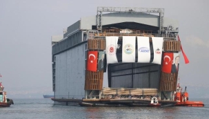 Dünyada tek: Dev denizaltı havuzu Yalova'da suya indirildi